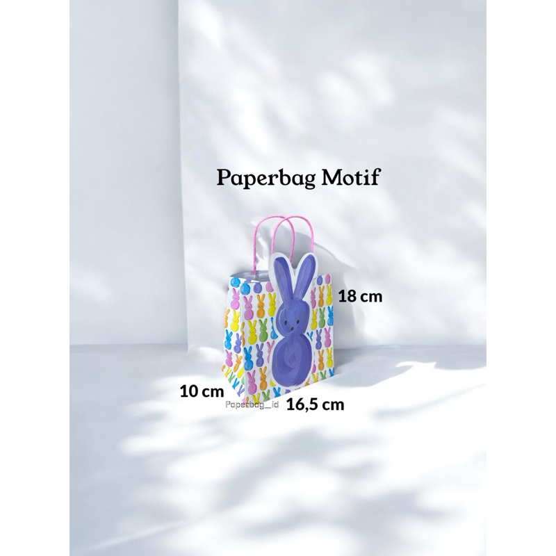 

Paperbag Kecil 16,5x10x18 cm motif Kelinci Warna Warni