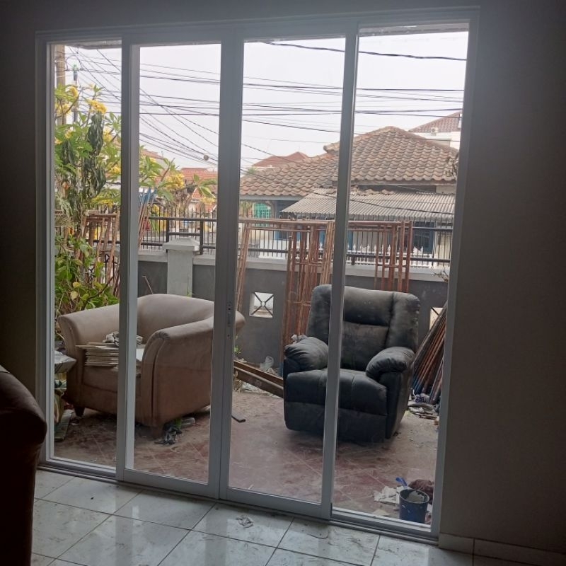 pintu geser aluminium