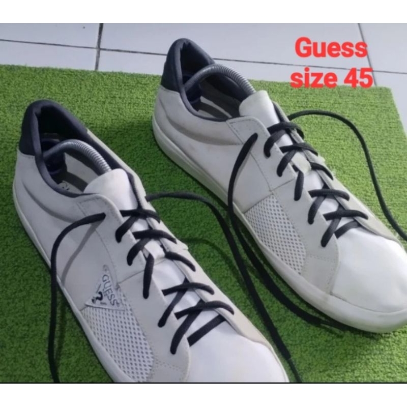 sepatu guess size 45 second