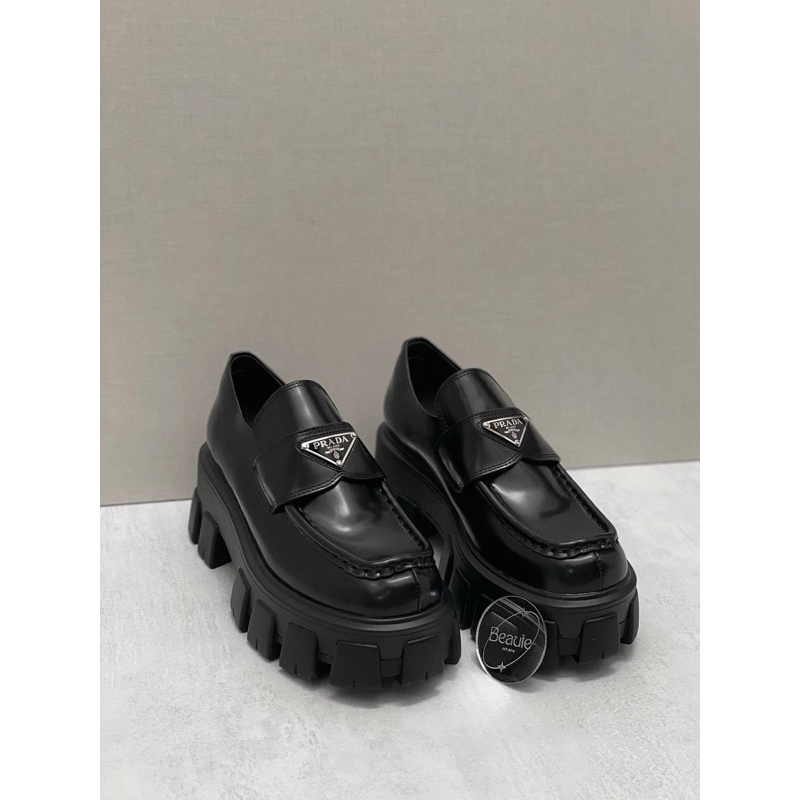 Monolith Loafers in Black Brushed Leather