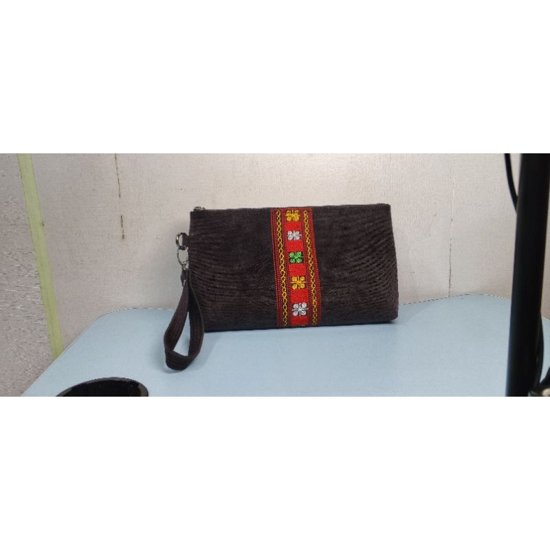 Dompet Panjang Wanita Bordiran Khas Aceh Mewah Bahan Beludru Motif Kerawang Gayo
