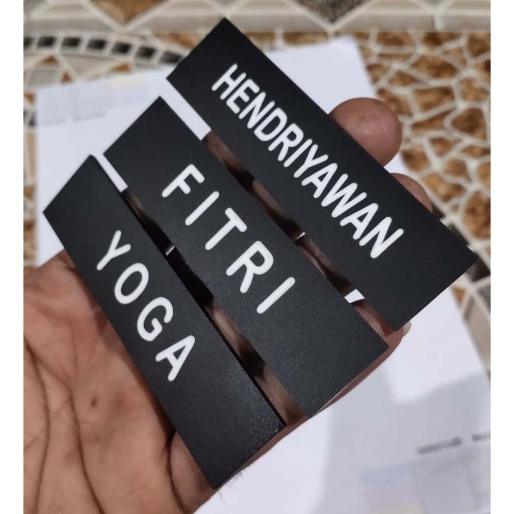 SEHARI SEJADI Name Tag Nama Dada LASER BLACK DOFF Grafir/Ukir, PNS/POLRI/TNI/PERSIT/SECURITY