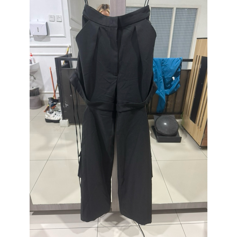 (PRELOVED) CLAUDE EVERYDAY PANTS SIZE XS, PINGGANG 64 cm (NEGO TIPIS)