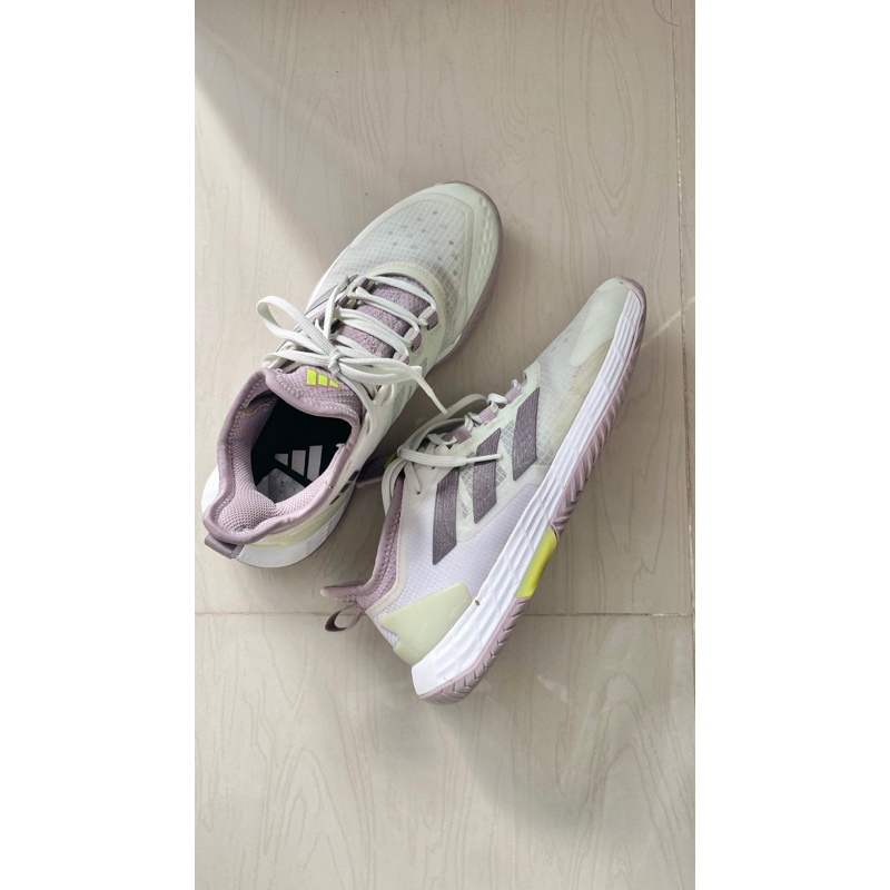 sepatu tenis preloved - ADIDAS UBERSONIC ADIZERO WOMEN