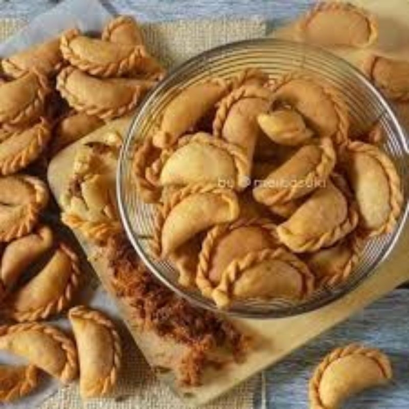 

Pastel Isi Abon Sapi Asli Boyolali 250gram