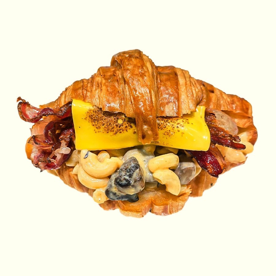 

Animo Bakery Classic Mac & Cheese With Beef Brisket & Sauteed