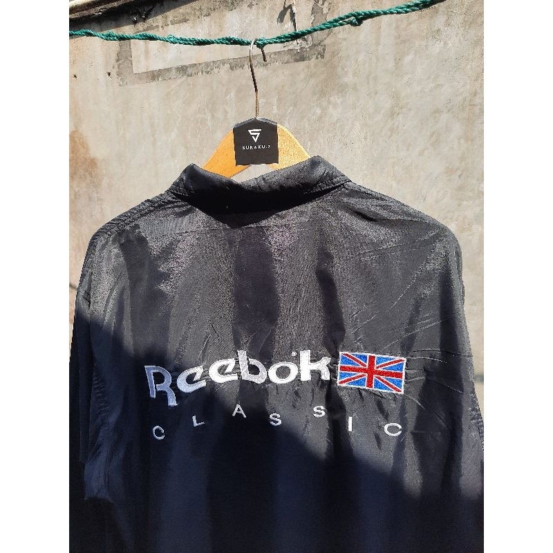 windbreaker reebok