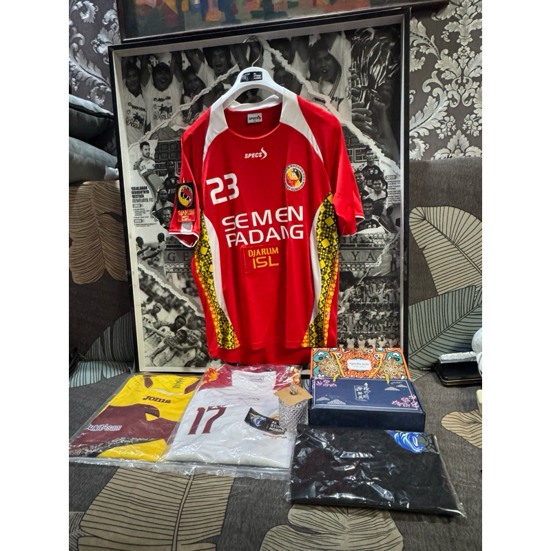 Jersey Sriwijaya Fc 2011, 2013 Dan semen Padang 2011