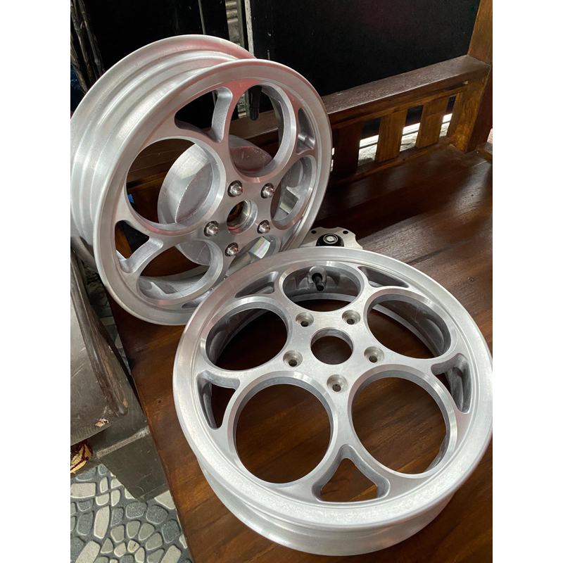 Velg VND Model W125 Vespa Matic Sprint Primavera Lx S