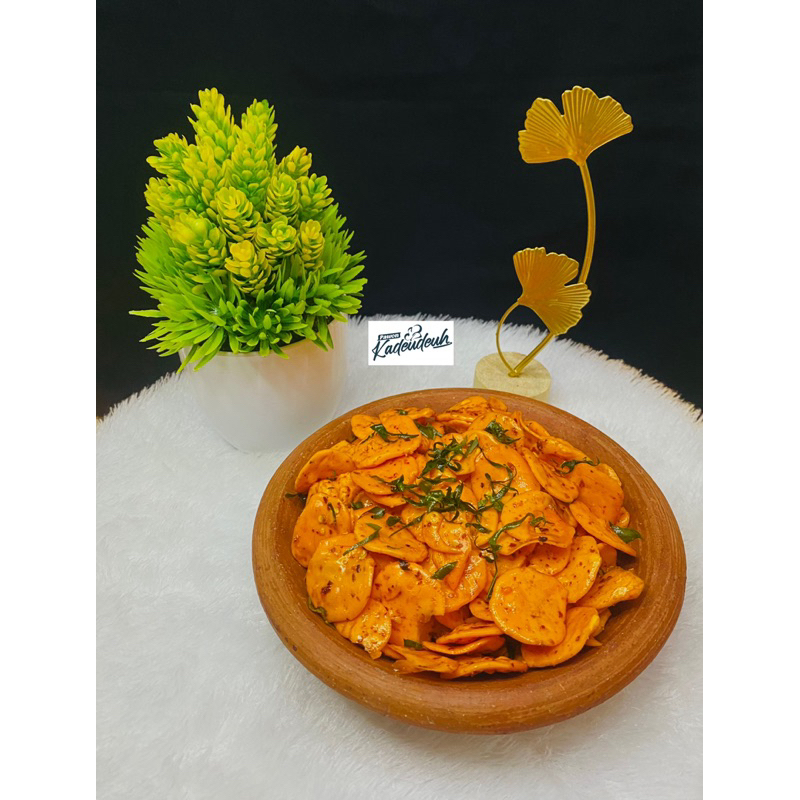 

Classica2106 Pawon Kadeudeuh - Kerupuk Kemplang Oren Legend Seblak Kering Pedas Daun Jeruk