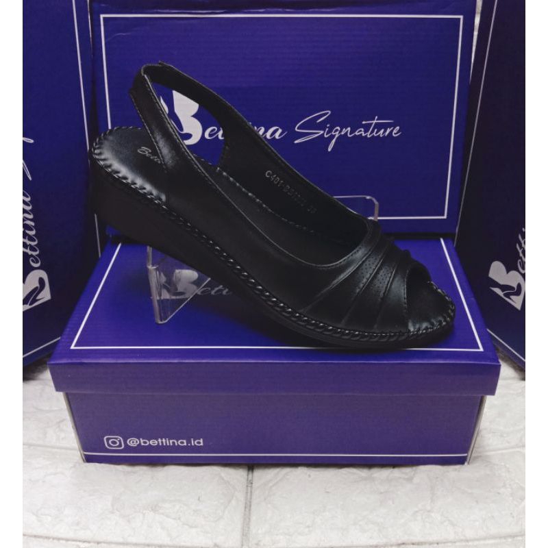 Sandal wanita Bettina BS 1955