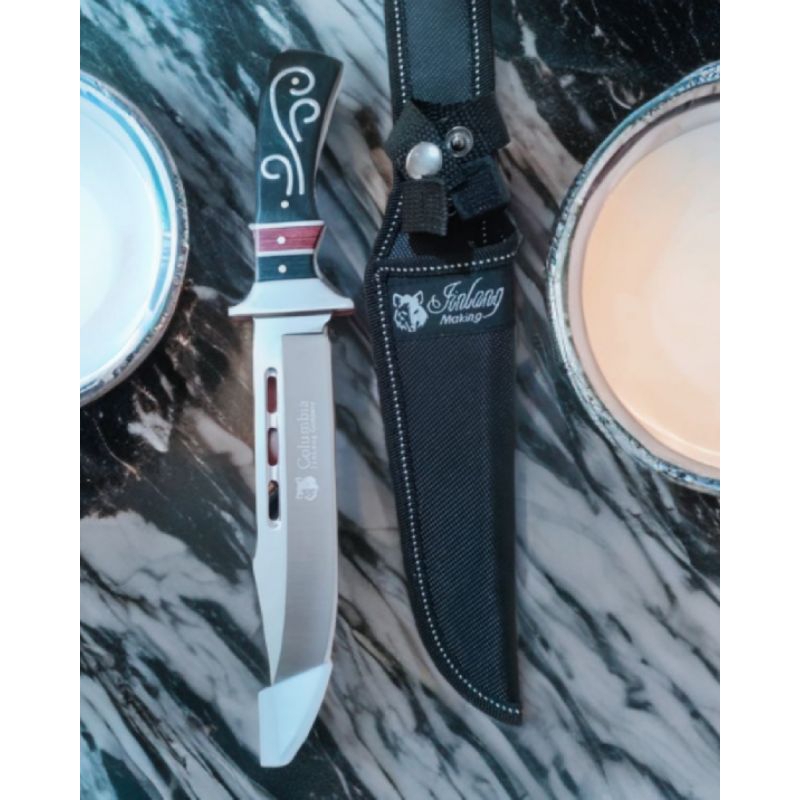 pisau colombia universal