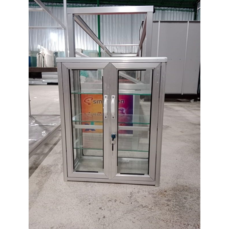 

etalase rokok/sembako