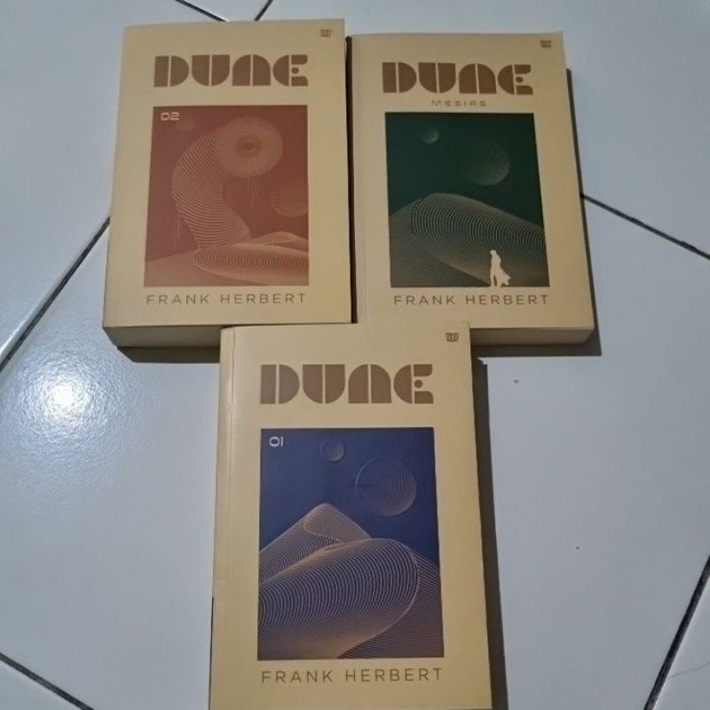 Novel Dune by Frank Herbert Preloved ORIGINAL | Dune 1 | Dune 2 | Dune Mesias {