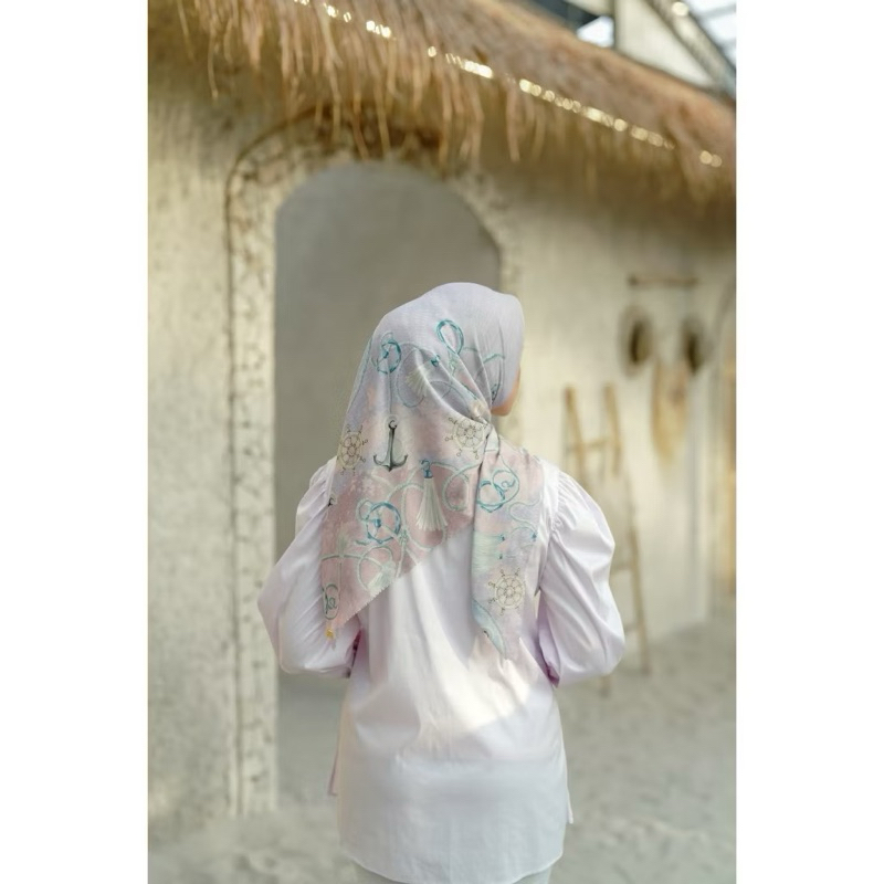 New Buttonscarves Nautical in Yara Voal Square XL comes with Box fullset