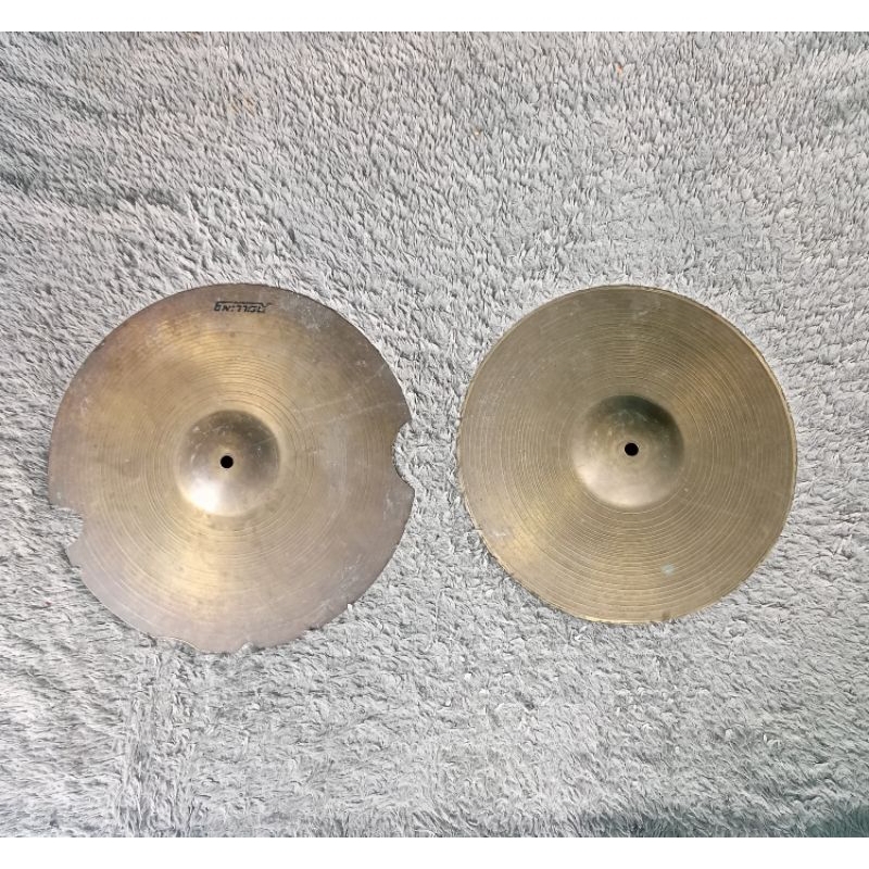 Cymbal Crash Rolling 16in + 15in dapat 2unit Kondisi Bekas (Harga Pas)