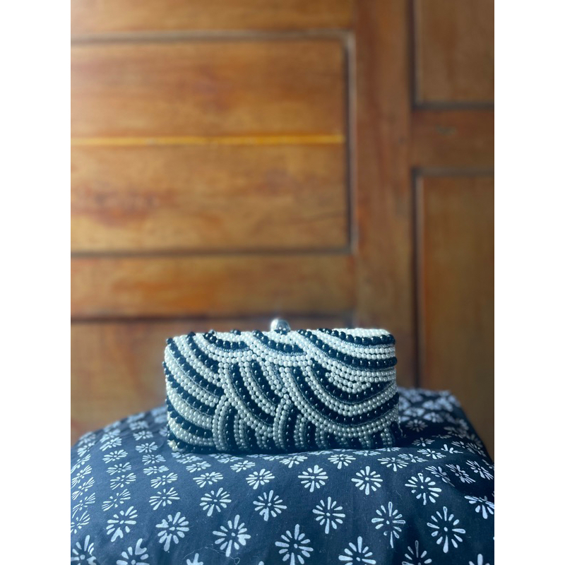 tas/sling/clutch pesta preloved