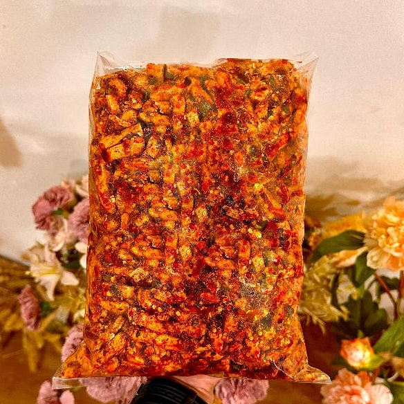 

Basreng Sultan Pedas Daun Jeruk 500 GR Bandung Snack Mamin