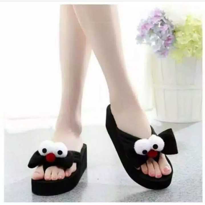 Sandal Wedges Jepit Boneka mata Wanita