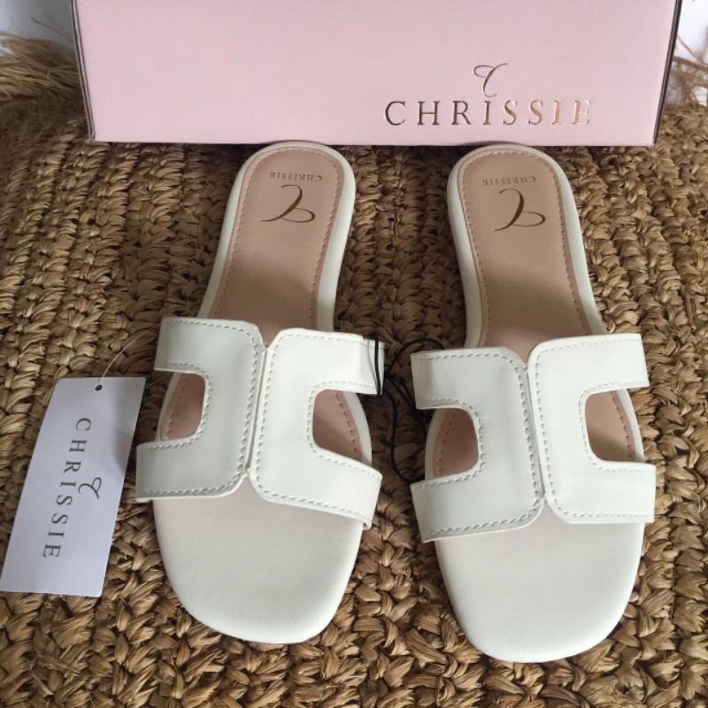 Sandal Wanita Chrissie Neyra off White 225161 Original
