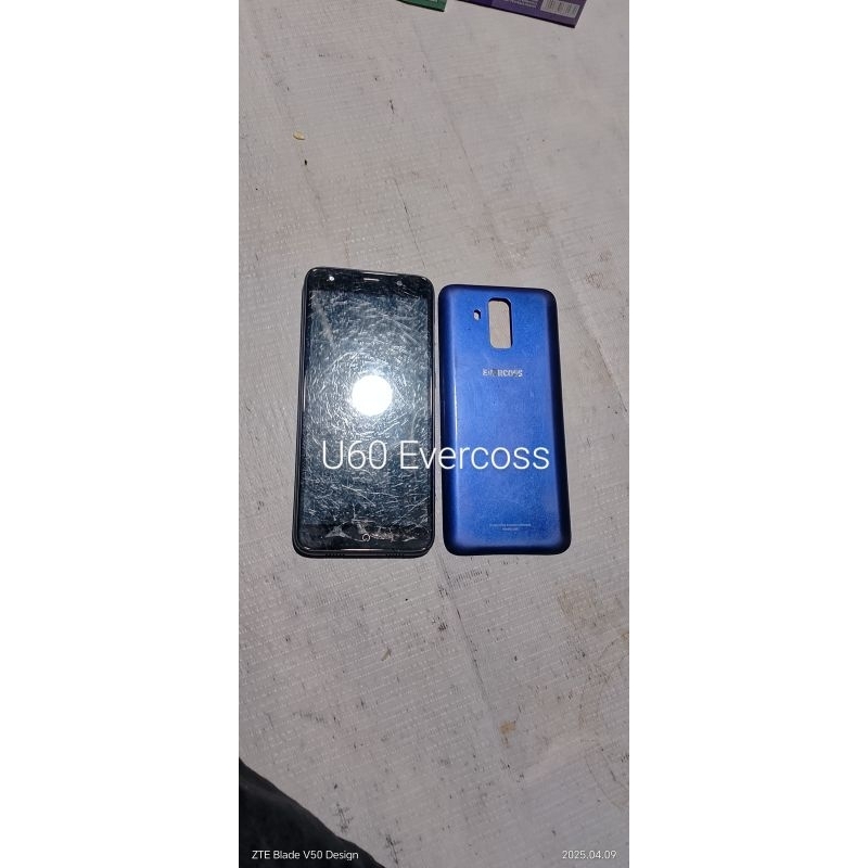HP zadul U60 Evercoss rusak bekas