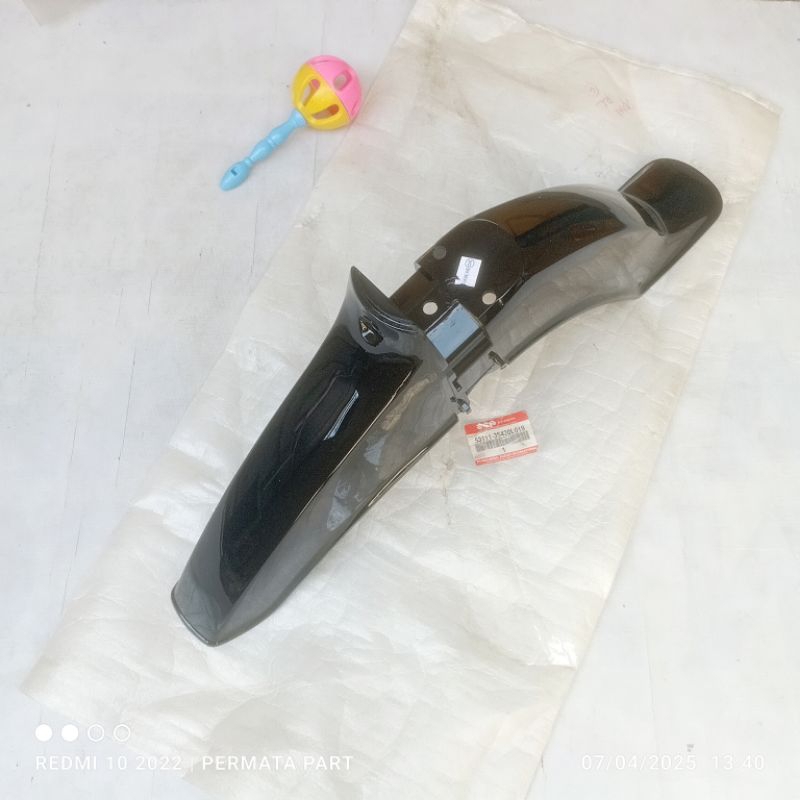 spakbor slebor sayap depan suzuki rc80 rc 80 rc100 rc 100 bravo hitam ori original suzuki sgp