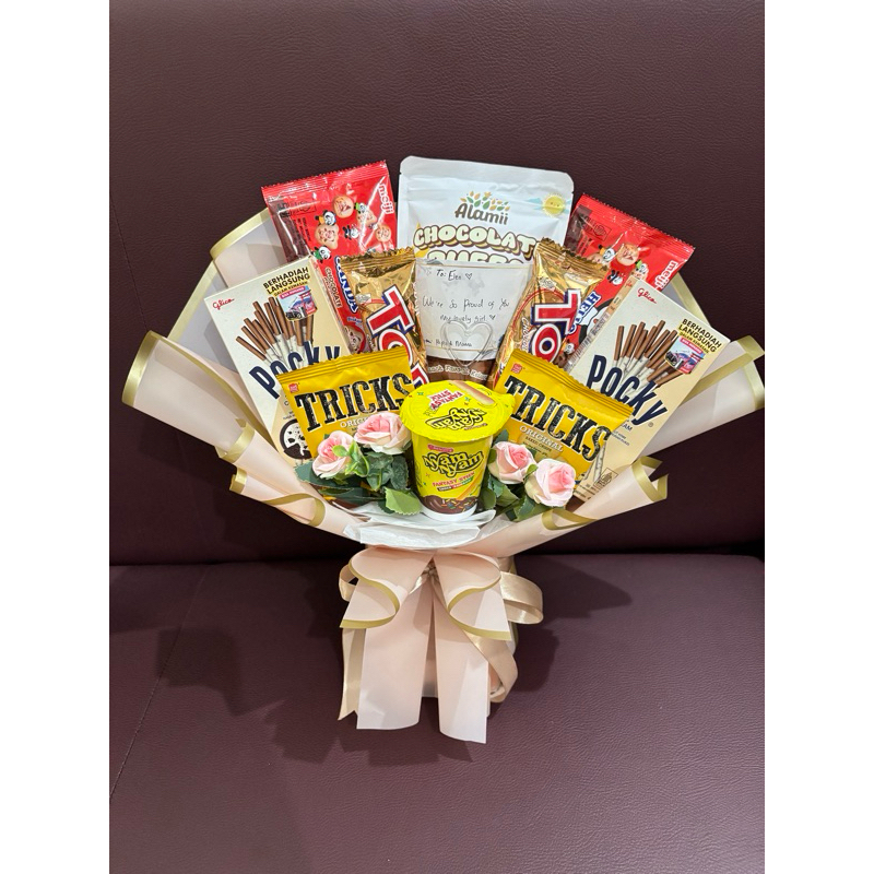 

BUKET SNACK PREMIUM - BIRTHDAY/WISUDA