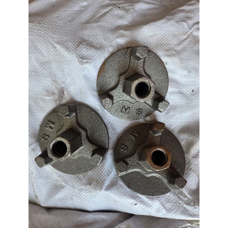 wingnut wingnot import kaki 3 bekisting kolom