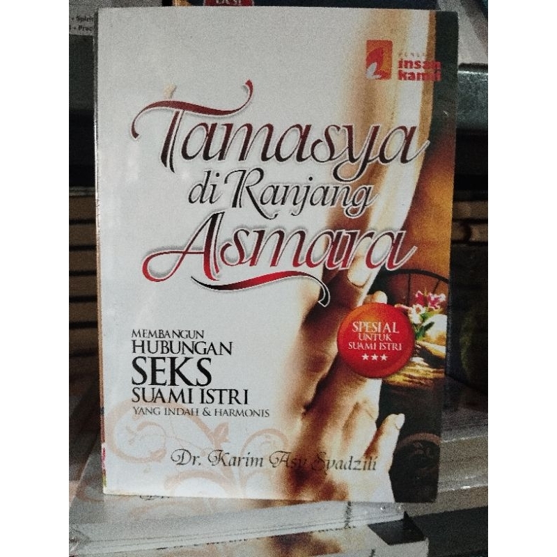 Tamasya Di Ranjang Asmara