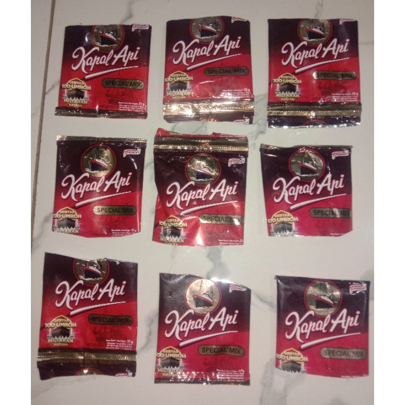 

prakarya bungkusan kapal api sPECIAL MIX GEBYAR 100 UMROH(isi:50pcs)di kirim seperti di produk guntingan tidak rata(kosong dan masih kotor) belum di cuci iy kk