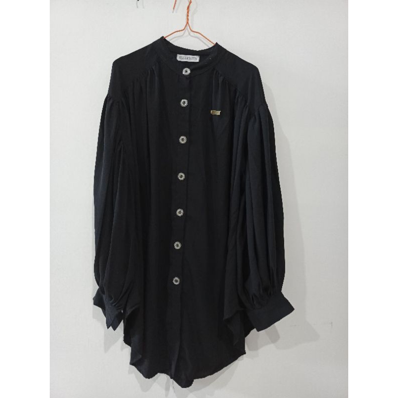 PRELOVED ATASAN SHELLA SAUKIA