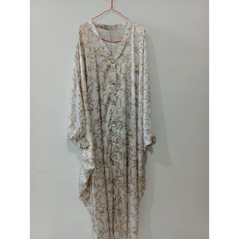 PRELOVED KAFTAN SHELLA SAUKIA