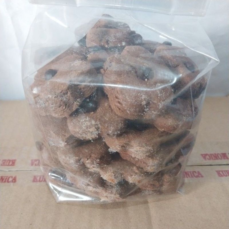 

monica kue coklat