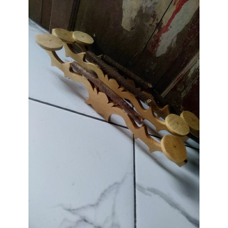 tangkringan perkutut ukiran asem jawa