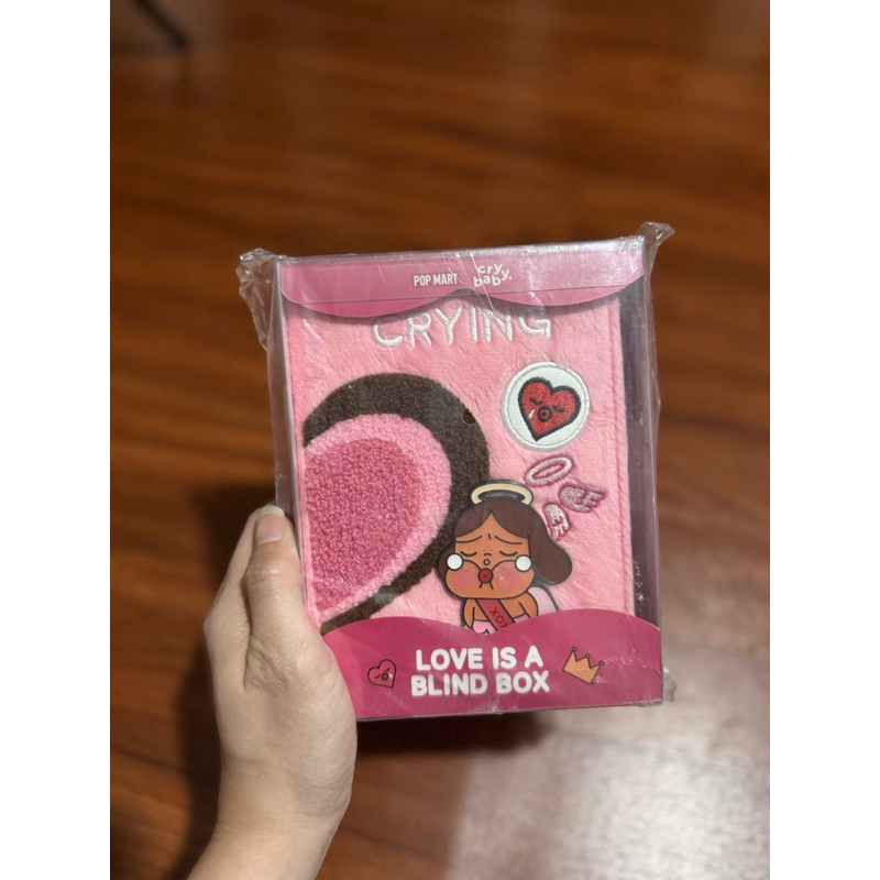 

[READY]- CRYBABY LOVE IS A BLIND BOX KISS KISS ANGEL NOTEBOOK