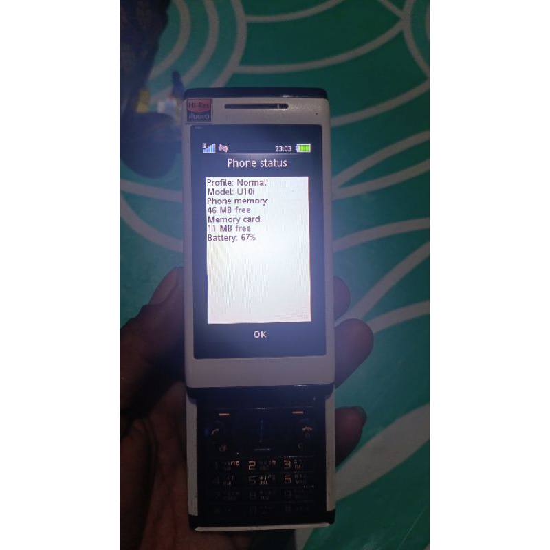 sony Ericsson aino u10i