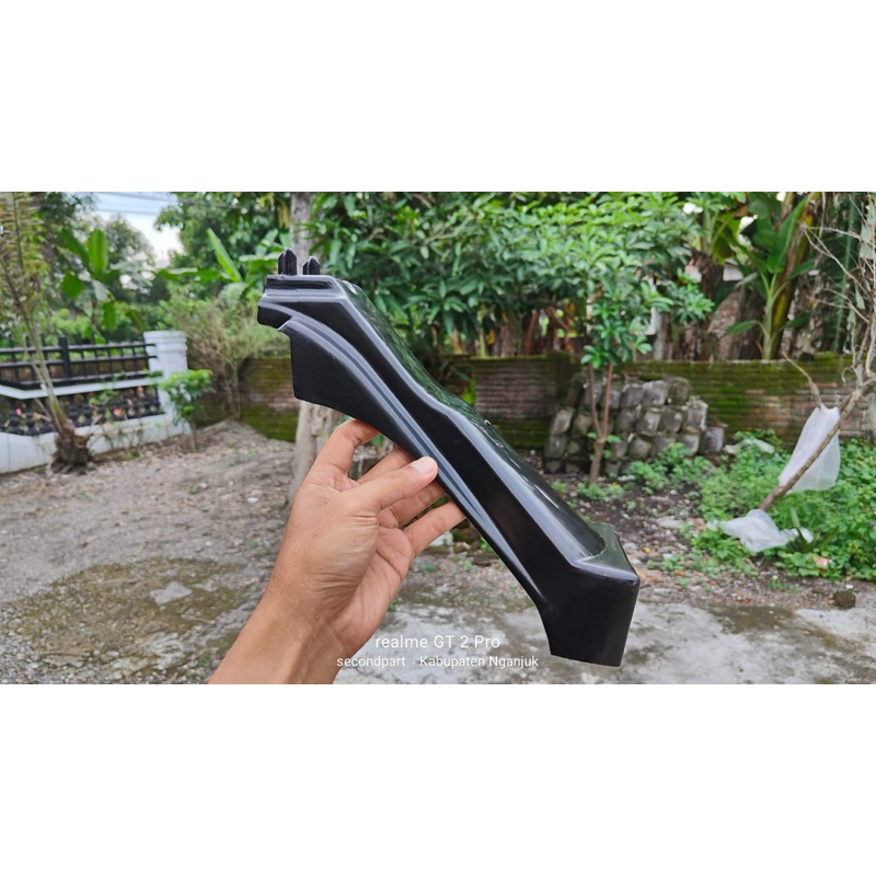 sambungan spakbor tengah gl100 bahan tebal