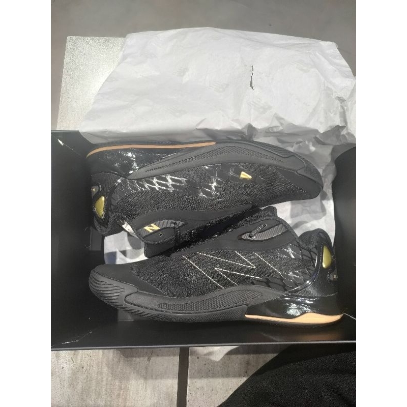 new balance kawhi leonard 4 black gold