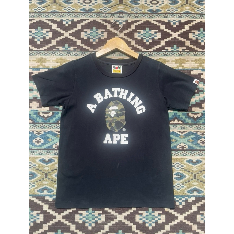 KAOS  BAPE / A BATHING APE BEKAS / SECOND SIZE XS (WANITA) - AUTENTIC/ORIGINAL 100%