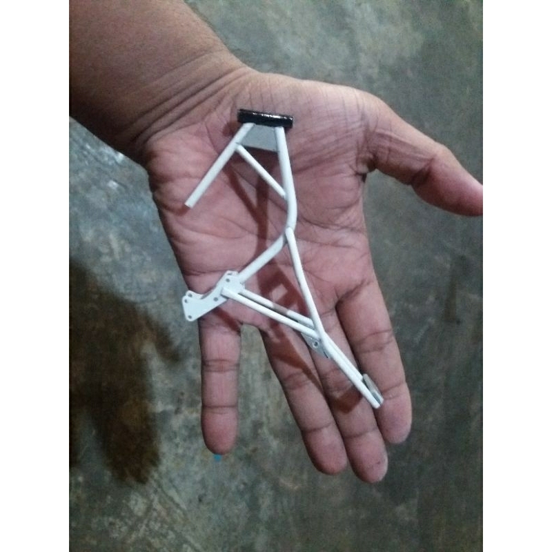 Miniatur Motor. bahan rangka tiger