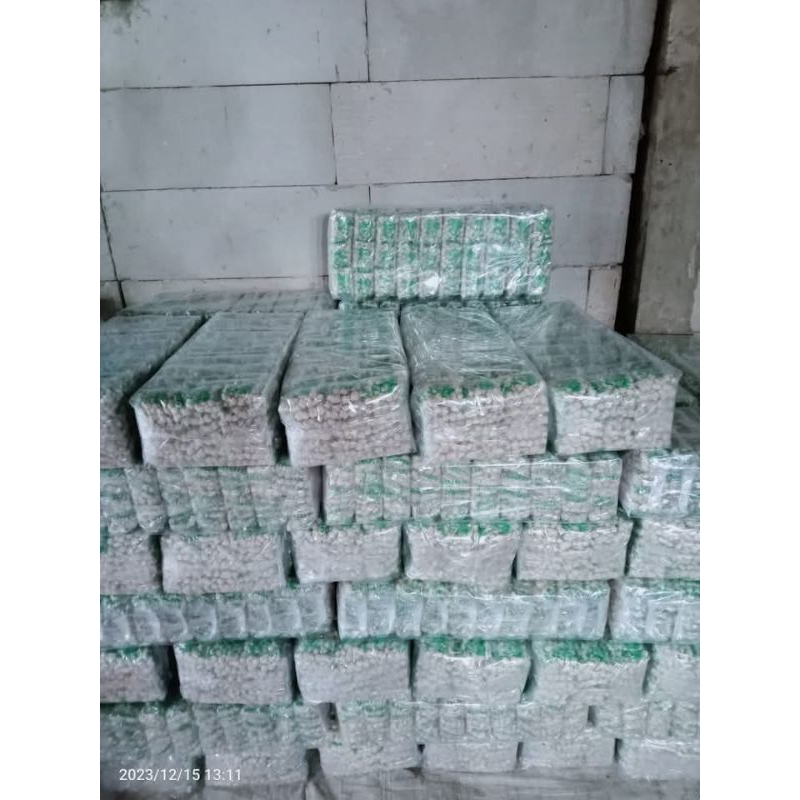 

tiktak cikur/pilus kencur/sukro cikur 1bal isi 10pak