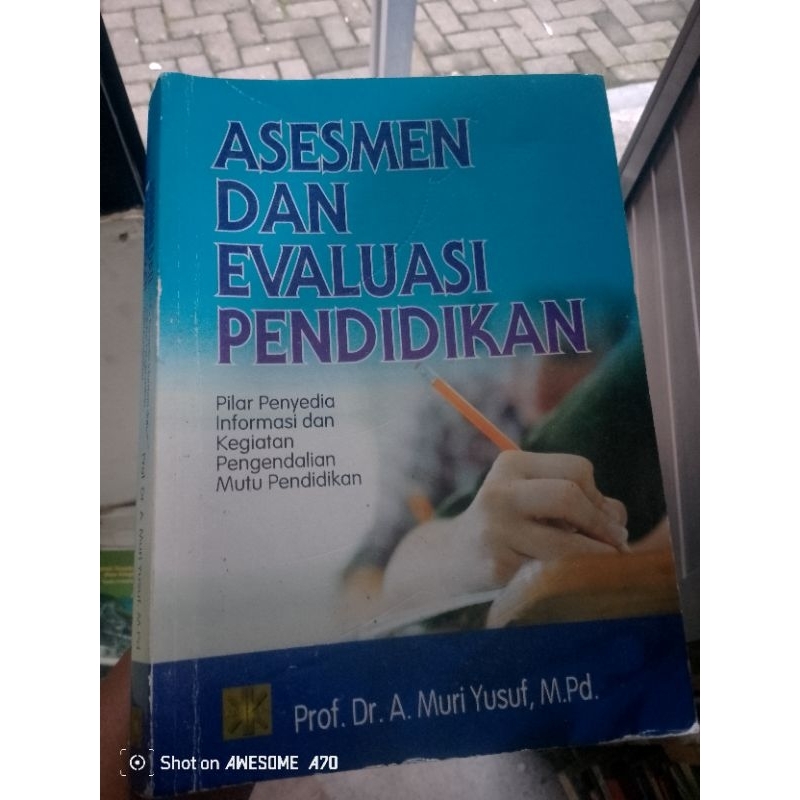 buku bekas original assessmen t dan evolusi pendidikan