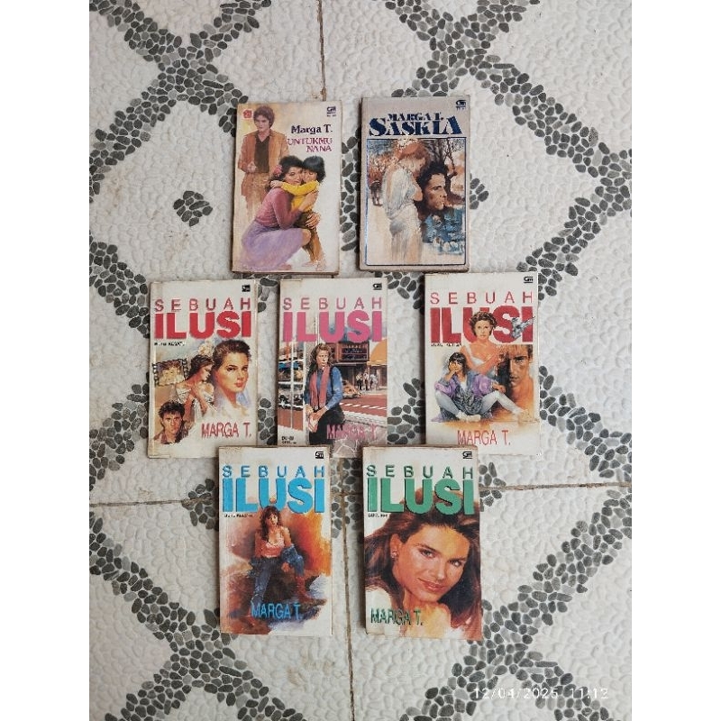 Novel Karya Marga T;  SASKIA, UNTUKMU NANA, Sebuah ILUSI Buku Kesatu sampai Buku Kelima,.... lihat D