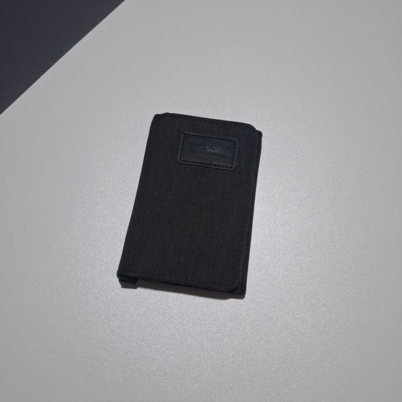 Pacsafe Trifold Wallet