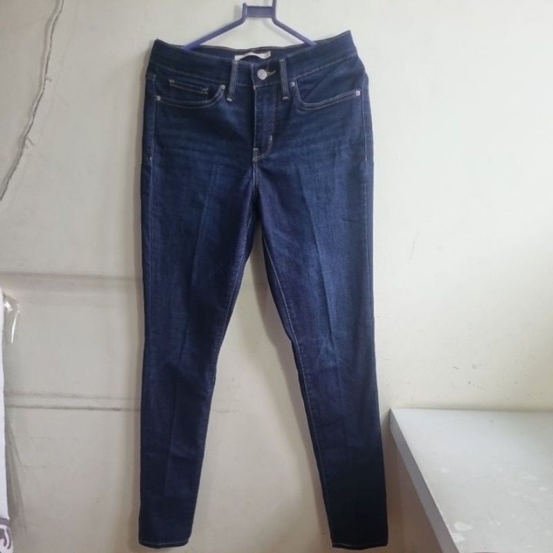 Jeans levis original biru tua kode 311 shaping skiny preloved size 28
