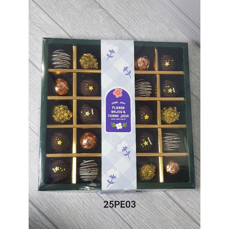 

Hamper kue bingkisan ulang tahun ucapan terima kasih pesta arisan kue Coco ball halal wajib instant kurir
