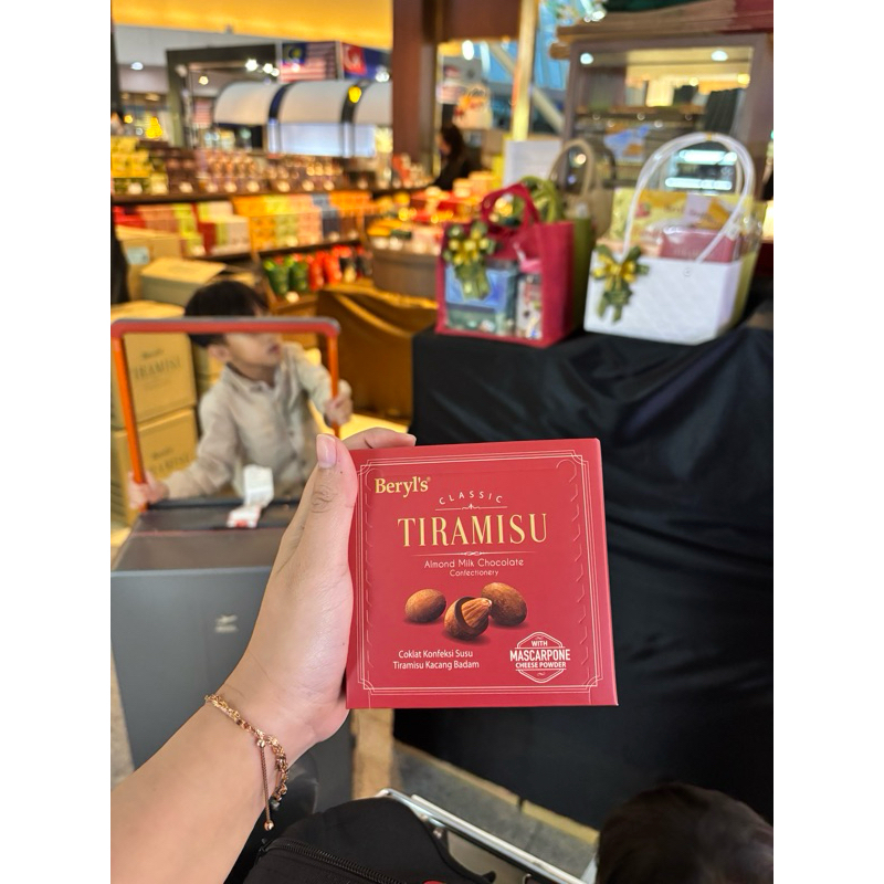 

KYZA X FinesFashion Snack Bestie [Malaysia-Singapore]