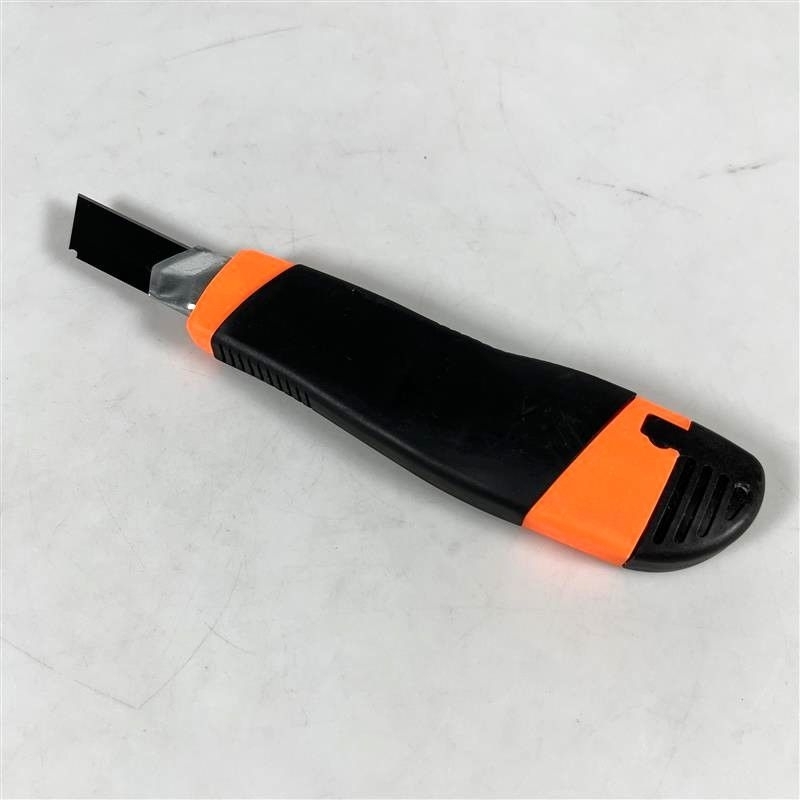 

TRYCK Pisau Cutter Industrial Blade Coated SK5 18mm-TR-18