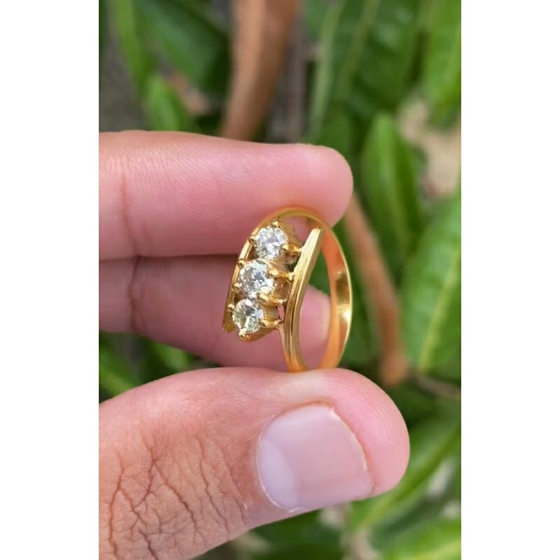 Cincin berlian banjar 0,75crt ring emas 2,7grm original 8D70