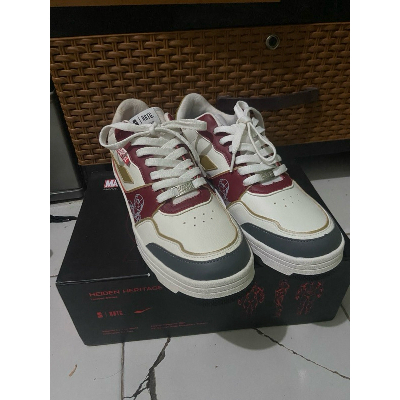 Heiden heitage x Marvel size 42